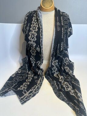 Black & Gray Aztec Knit Open-Front Women's Cardigan